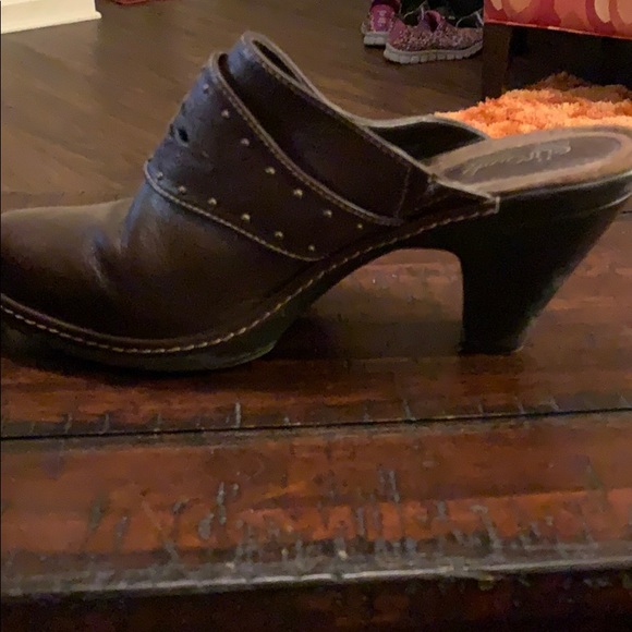 Brown Step In Shoes - Picture 7 of 7